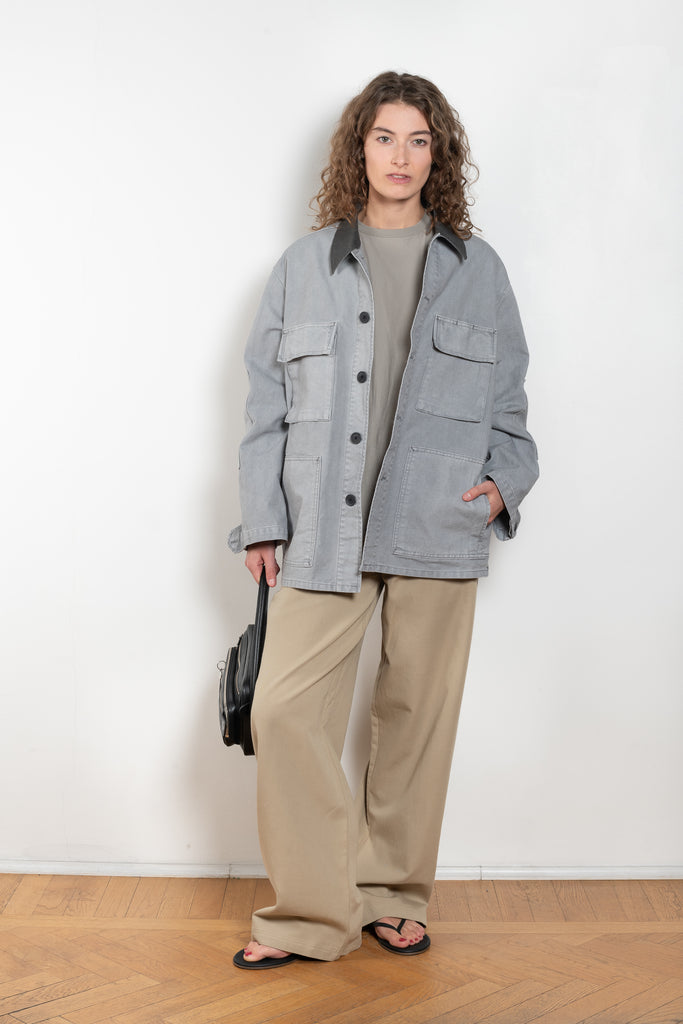 The Barn Jacket by 6397 is a cotton canvas jacket with workwear details and a contrasted waxed canvas collar