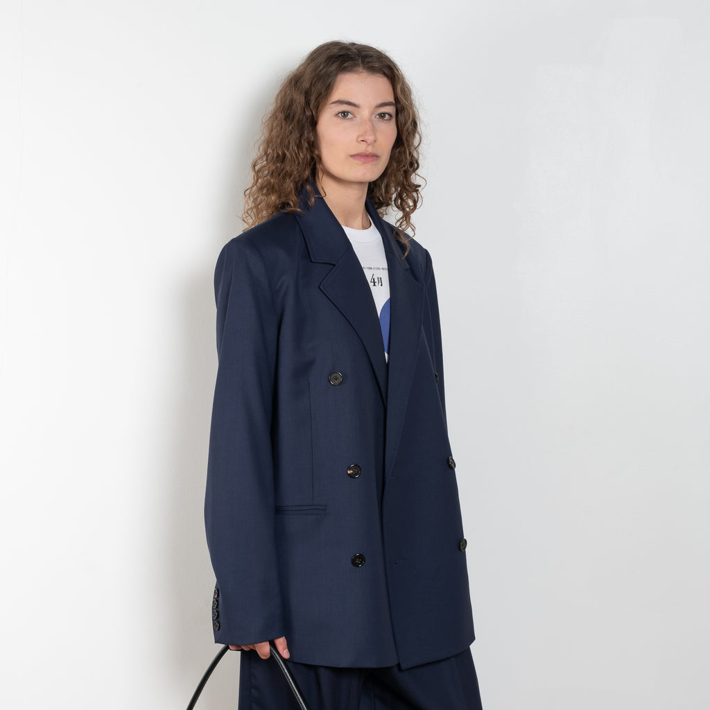 The Double Breasted Blazerby 6397 in a Italian wool twill has a relaxed boxy fit