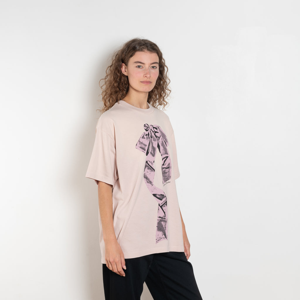 The Loose Print Tshirt by Acne Studios is a crew neck t-shirt made from cotton jersey and created with a slightly vintage textured feel