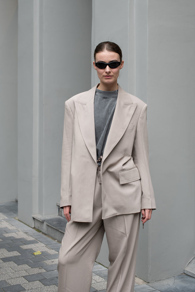 The Suit Jacket 576 by Acne Studios has a relaxed fit with constructed shoulders