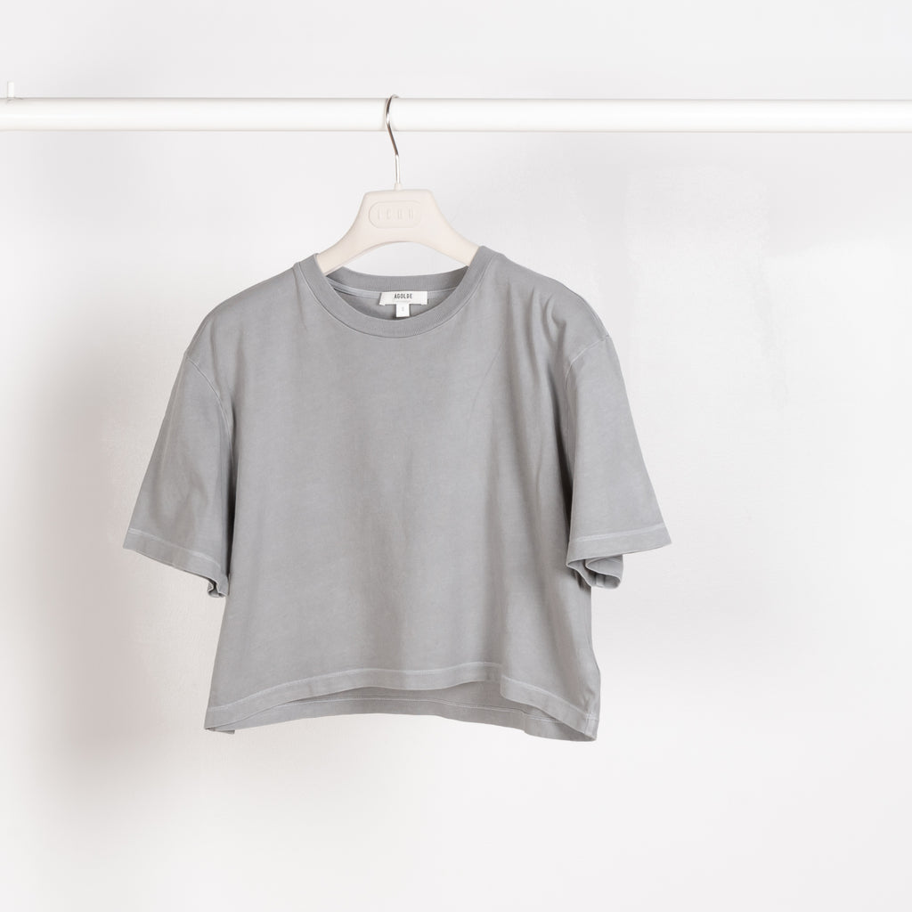 The Anya Tee by Agolde features an easy boxy fit