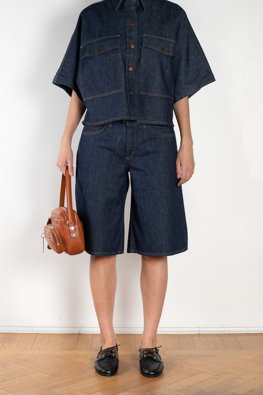The Baggy V Short by Agolde is a relaxed short with a longer length and a signature high-pitched V-waist detail for a flattering, vintage-inspired touch