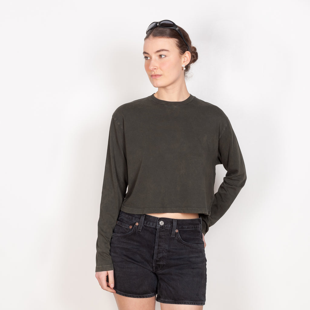 The Mason Cropped Tee by Agolde is a relaxed t-shirt