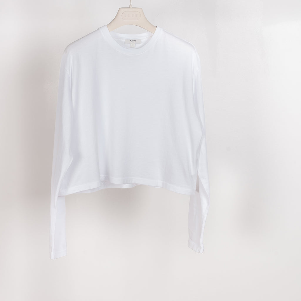 The Mason Cropped Tee by Agolde is a relaxed t-shirt