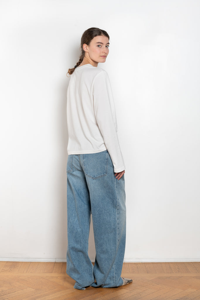The Vana Fold Jean by Agolde has a bold, directional silhouette, featuring a distinctive "fold" closure and classic 5-pocket styling