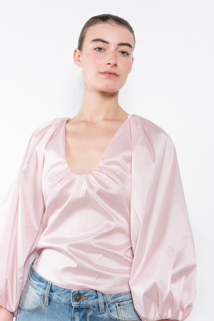 The Top Jos by Bernadette is a crisp taffeta summer top with long puffed sleeves, a deep V-neck and an elegant centered waistline