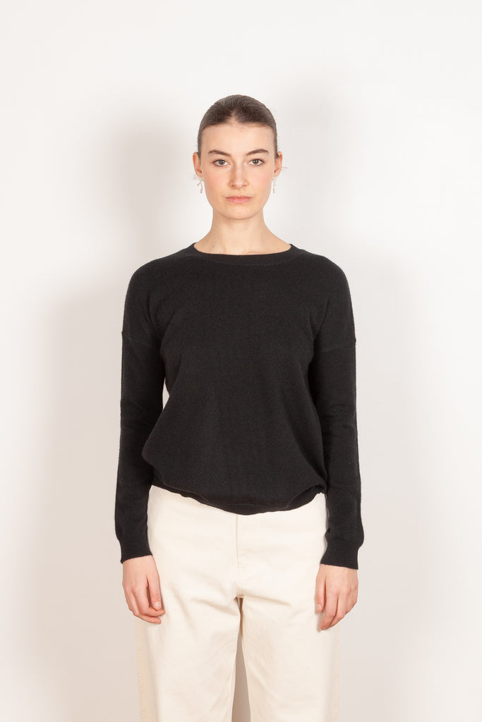 dea sweater black lisa yang