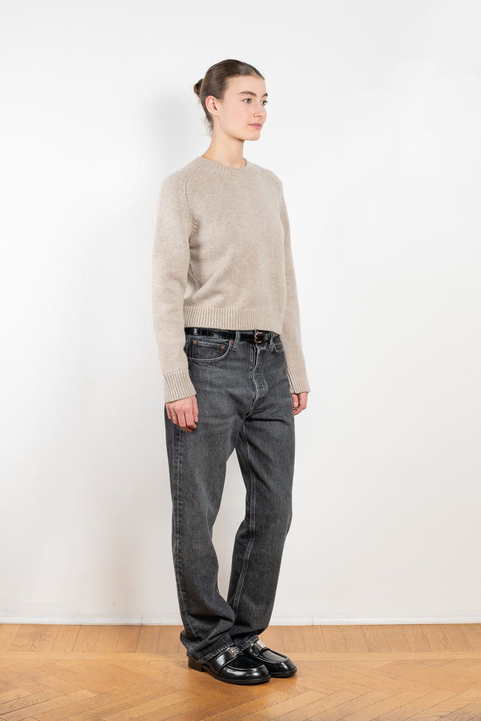 The Rosh Crewneck by & DAUGHTER has neat proportions. Neither shrunken nor oversized, it is defined by a sense of ease but with a crispness to it.