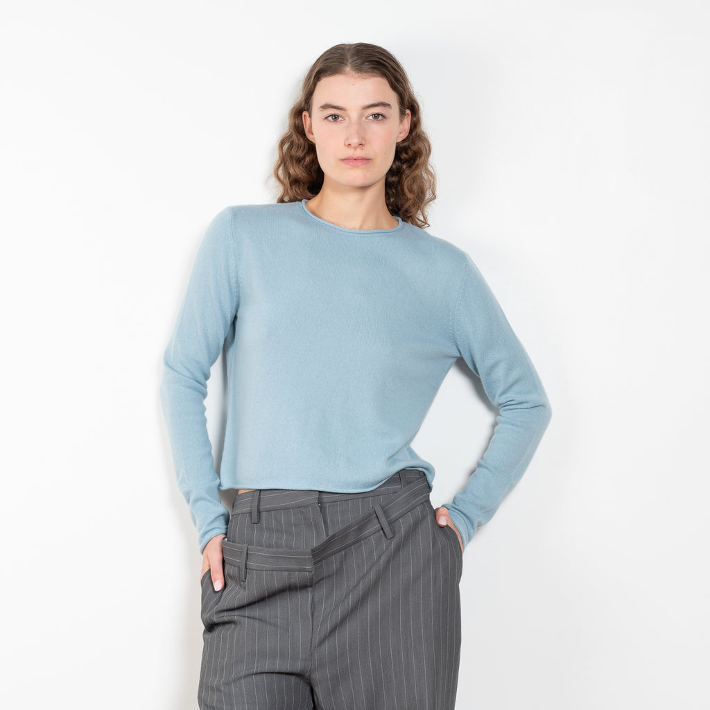 The Ida Sweater by Lisa Yang is a fine 12gg cashmere knit with a round neck and rolled edges