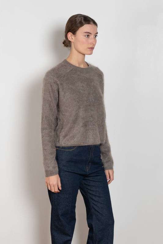 lisa yang lexia sweater