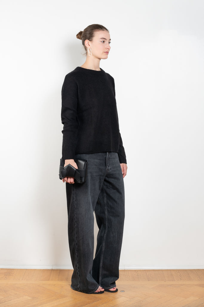 The Mira Sweater by Lisa Yang is a round neck sweater with a fitted silhouette in a soft textured cashmere silk