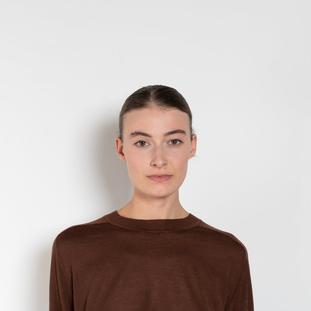 The Angus Sweater by Loulou Studio is fine cashmere knit with a round neck and effortless body, the perfect layering piece