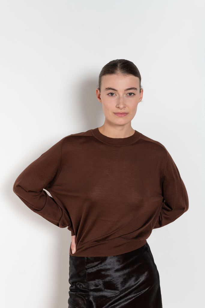 The Angus Sweater by Loulou Studio is fine cashmere knit with a round neck and effortless body, the perfect layering piece