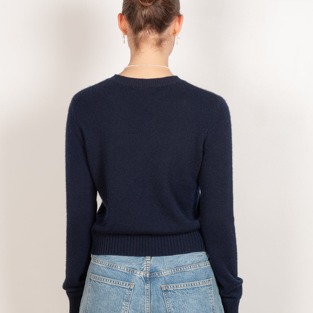 mable sweater lisa yang