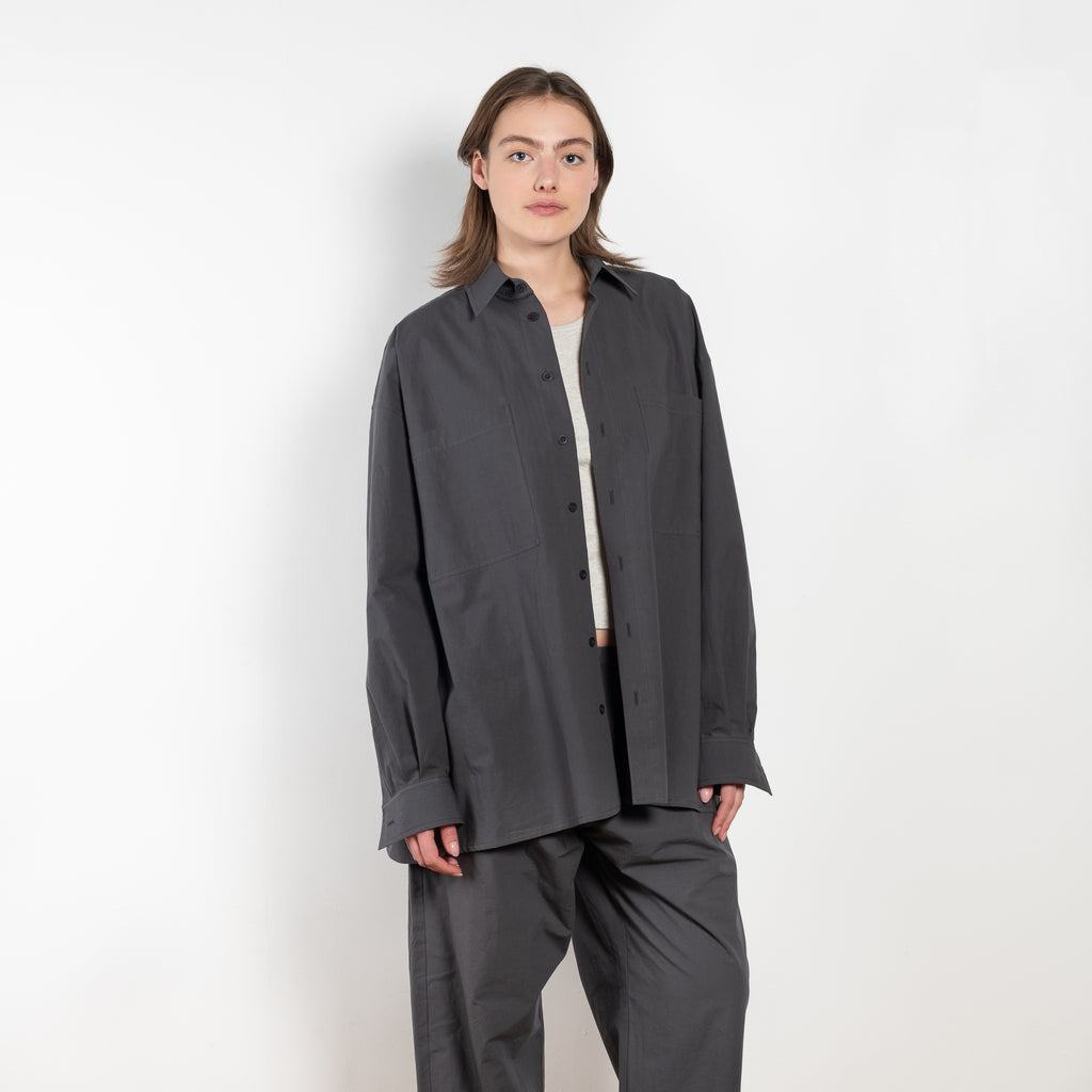 The Poplin Cotton Shirt N°1 by Maud Van Den Beussche is a relaxed oversized shirt with patch pockets in a beautiful poplin cotton