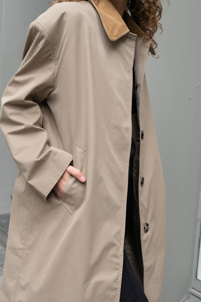 The Mac Coat by Meryll Rogge is an oversized cotton coat with an exaggerated shoulder line and a corduroy collar