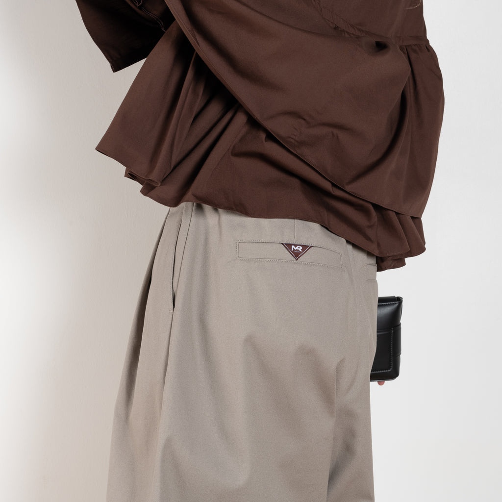 The Drawstring Chino Shorts by Meryll Rogge is a signature oversized short with a drawstring closure