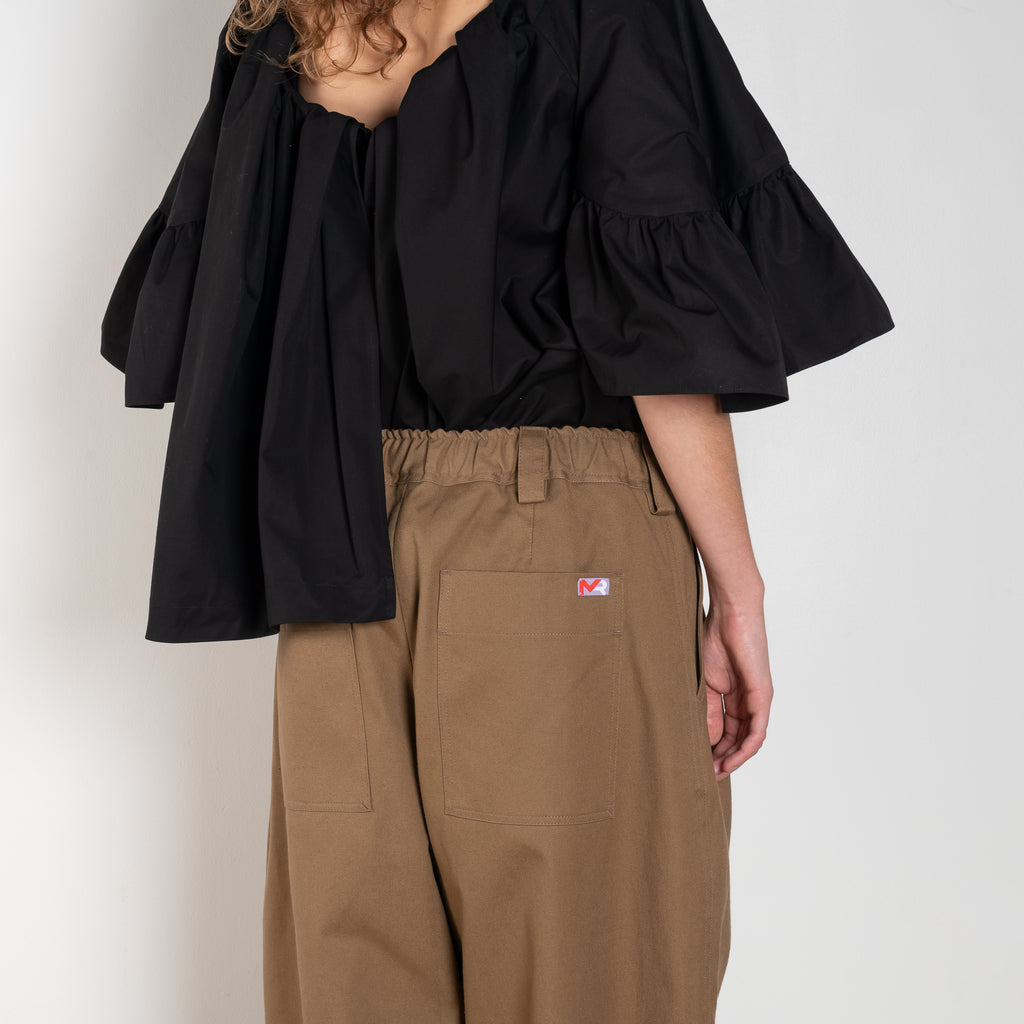 The Workwear Chino by Meryll Rogge is a signature oversized trouser with a drawstring closure