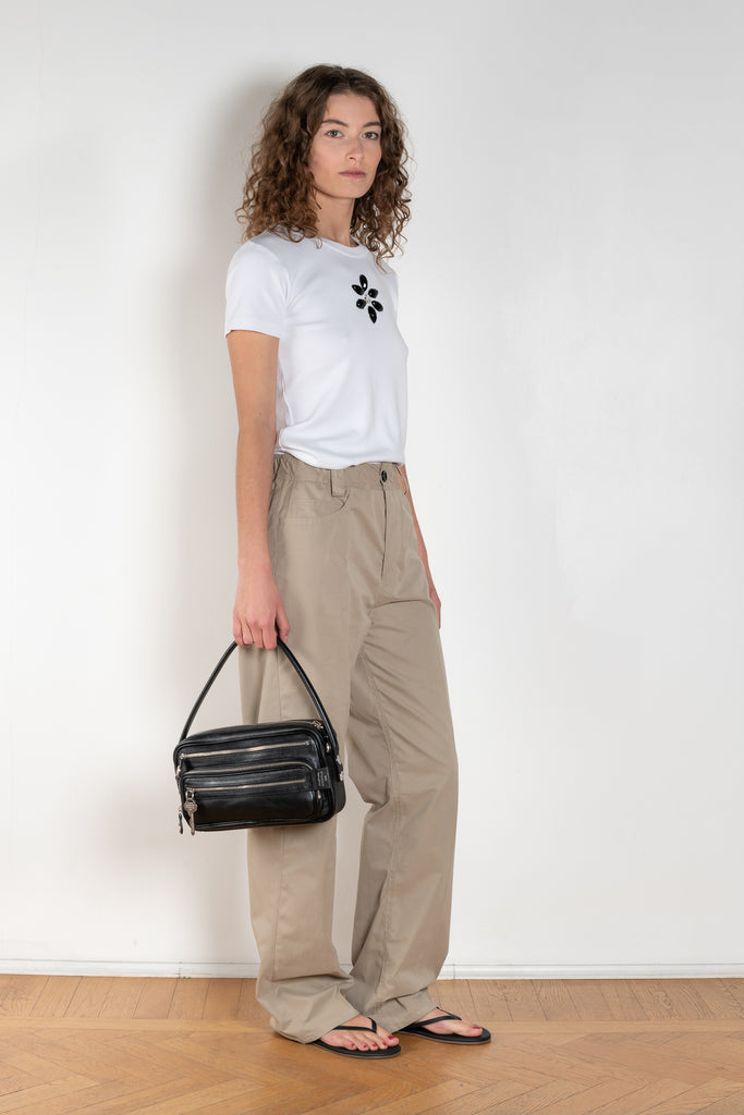 The Elastic Waistband Trouser by Meryll Rogge is a straight fit cotton trouser with worker wear details
