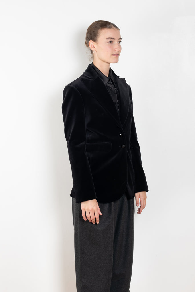 The Velvet Morning Jacket by Nackiye is a blazer style jacket in lustruous velvet