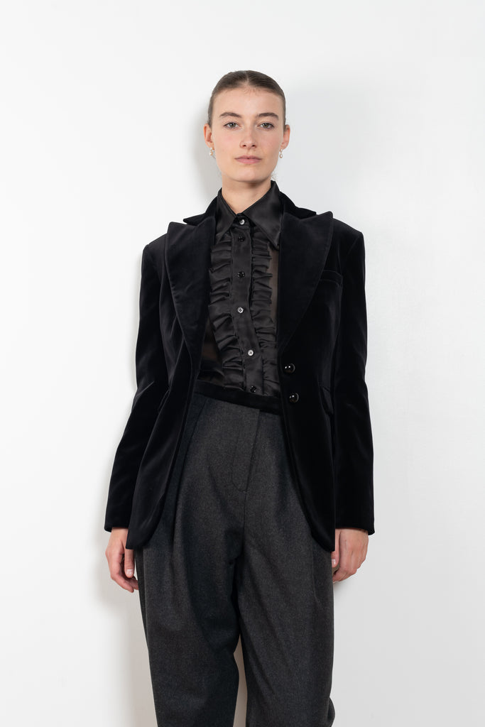 The Velvet Morning Jacket by Nackiye is a blazer style jacket in lustruous velvet