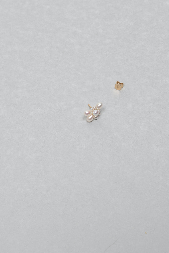 sophie bille brahe petite amis fleur earring