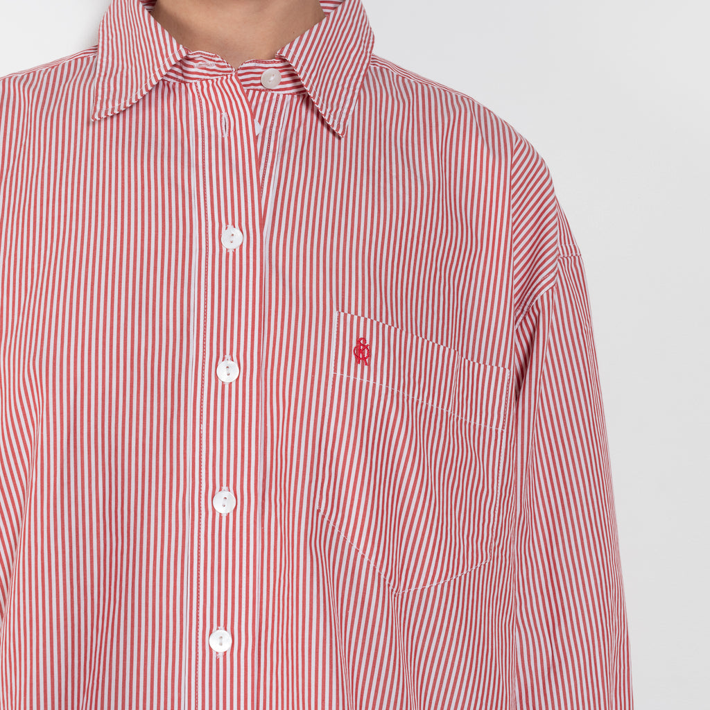 The Kappa Cotton Shirt by Suzie Kondi has an oversized fit, cuffed wrists and a full swing to the body for added comfort