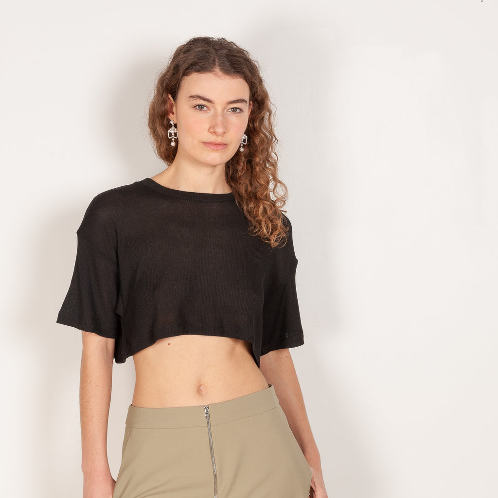 black cropped top gauchere 1751