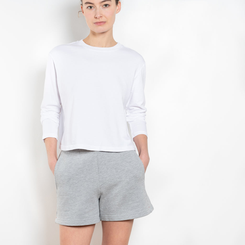 The Terrence Tee by Xirena is a long sleeve Tee with a regular fit