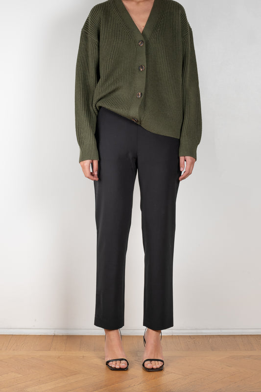 The Slim Pull-on Pant by 6397 is a fitted trouser with a mid waist, a straight leg and a ankle lengthThe Slim Pull-on Pant by 6397 is a fitted trouser with a mid waist, a straight leg and a ankle length