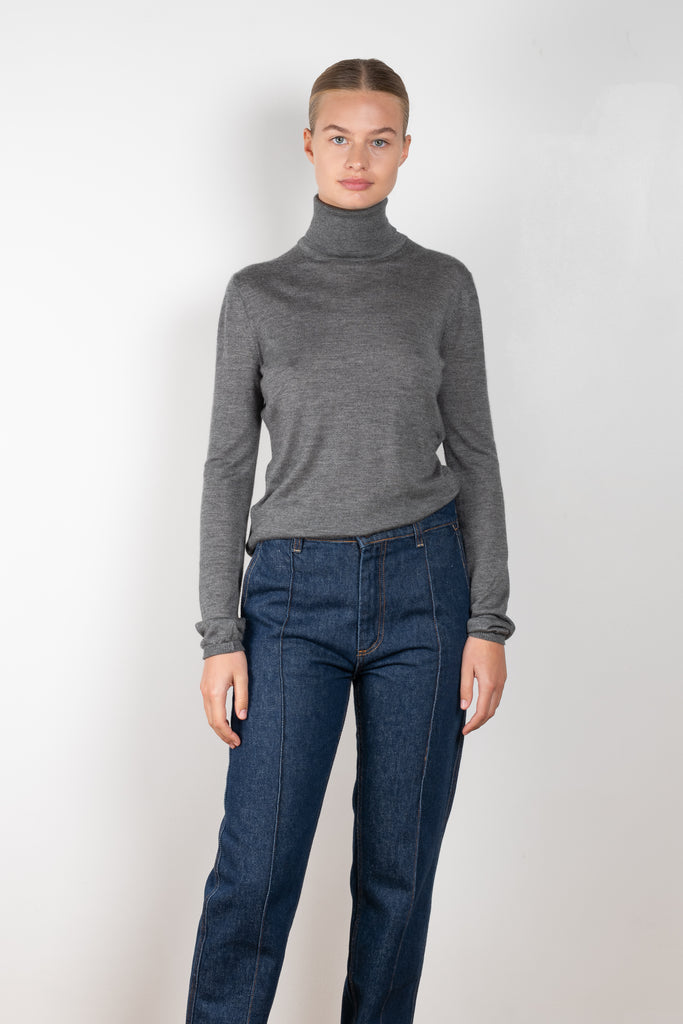 The Cashmere Turtleneck 03 by Magda Butrym is a luxurious cashmere long-sleeve turtleneck, a perfect winter classic to layer